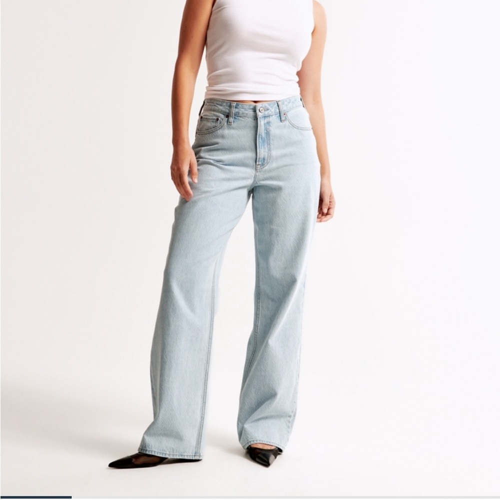 Abercrombie curve love high rise loose jeans